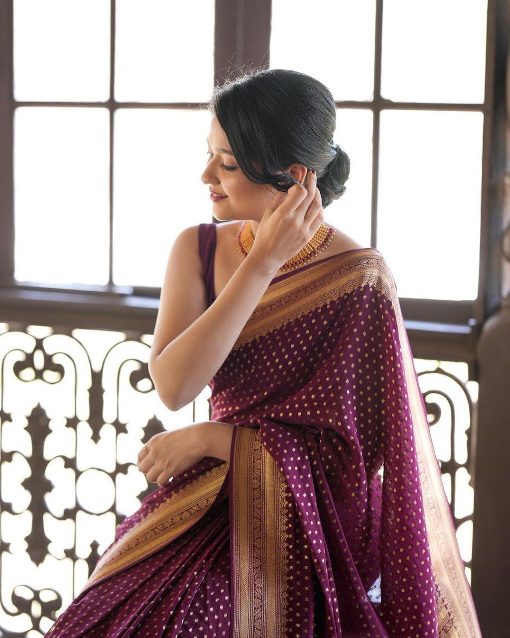 KASTURI Banarasi Soft Silk Saree with Traditional Zari Motifs & Solid Jacquard Weave | 5.5 M Length | Exclusive Jacquard Border Blouse YNF